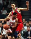 Ghiță Mureșan (dreapta), în perioada Washington Bullets, cunoscută acum Washington Wizard/ Foto: IMAGO