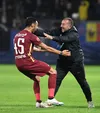 Maseurul Viorel Boncoi, într-un moment de bucurie alături de Mario Camora, la un meci CFR Cluj - Sepsi din 2023 (foto: Sport Pictures)