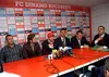 Mircea Rednic (antrenor principal), Florin Răducioiu (manager sportiv), Bogdan Lobonț (portar) Cristian Borcea (președinte executiv),Victor Becali (impresar), Ionel Culina (ofițer de presă), în 2007 FOTO Sport Pictures