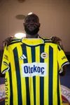 Lukaku, 33 de ani, va câștiga 7,7 milioane de euro la Fenerbahce în acest sezon. Foto: Imago