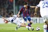Fantasticul atac prin alunecare al lui Chivu asupra lui Messi care apare și în documentarul despre Mourinho. Foto: Imago