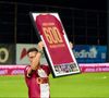 CFR - FCSB. Mario Camora, premiat pentru 600 de meciuri în tricoul ardelenilor Foto: Iosif Popescu - GOLAZO.ro.jpeg
