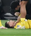 Karetsas, întins pe teren. Foto: Imago