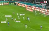 La reușita de 2-1, același lucru cu Boutoutau. Doar că de data asta Rapid avea 3 închizători pe teren și niciunul nu blochează la timp. 