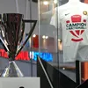 FCSB a dus trofeul de campioană în Ghencea