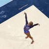 Simone Biles, la sol