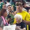 Messi, cerut în căsătorie de „Bunicuța ganster”