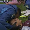 Lucas Digne, accidentare în Everton - Aston Villa (3).jpg