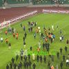 Scandal pe teren la finalul meciului Al Hilal Omdurman - MC Alger. Foto: Captură X/Official54fx