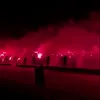 40 de suporteri ai celor de la PSG au fost reținuți de poliție după ce au aprins torțe și fumigene la Turnu Eiffel Foto X .jpeg