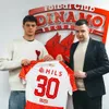 Matteo Duțu, prezentat oficial la Dinamo Foto Facebook Dinamo (2).jpg