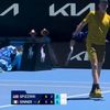 Jannik Sinner, crampe la Australian Open FOTO Captură X  (3).jpg