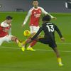 Golul marcat de Patrick Dorgu în meciul Arsenal - Manchester United 2-3. Foto. Captură sport.ro