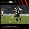 Eliminarea lui Răzvan Lucescu din meciul dintre Olympique Lyon și PAOK. Foto: Captură/Digi Sport