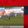 Istvan Kovacs a avut nevoie de 4 minute pentru a valida golului lui Matos în FC Argeș - Farul Foto captura Prima Sport .jpg