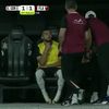 Memphis Depay, surprins în timp ce utiliza telefonul mobil la meciul Corinthians - Flamengo (1-1). Foto: „X”@topskillsportuk