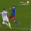 Accidentarea lui Ștefan Pacionel din Steaua - Chindia FOTO Captură Prima Sport  (1).png