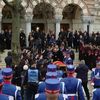 Cortegiul funerar al lui Mircea Lucescu a plecat spre cimitir FOTO Captură video Digi 24