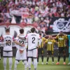 Andrei Rațiu, omagiu impresionant pentru Mircea Lucescu la meciul Rayo Vallecano - AEK Atena FOTO Instagram/Andrei Rațiu