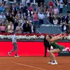 Marta Kostyuk a sărbătorit cu un salt înapoi, în stilul Nadia (foto: X)