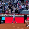 Marta Kostyuk a sărbătorit cu un salt înapoi, în stilul Nadia (foto: X)