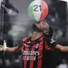 Nkunku și celebrarea sa, în care umflă un balon, doar că de data aceasta balonul are numărul 21, aluzie la al 21-lea titlu câștigat de rivala Inter.