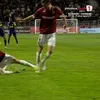 Hențul comis de Tobias Christensen în Rapid - CFR Cluj Foto captura ecran Prima Sport (4).jpeg