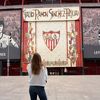 Soția și fiica lui Helmut Duckada, la Sevilla FOTO Instagram @alex_duckadam (5).jpg
