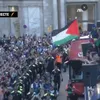 Lamine Yamal a afișat steagul Palestinei în timp ce sărbătorea titlul câștigat de Barcelona. Foto: captură Reddit