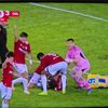 Luan Campos, luat cu Ambulanța de pe teren (foto: captură Digi Sport)