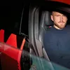 Jamal Musiala, lângă un Audi RS e-tron GT Performance, modelul pe care îl conducea în momentul accidentului. Foto: Instagram / @jamalmusi