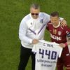 Ciprian Deac, premiat la ultimul meci al carierei / foto: capturi Prima Sport
