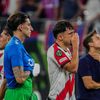 Andrei Rațiu a plâns după înfrângerea din finala Conference League (FOTO: IMAGO)