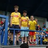 Jucătorii echipei naționale au oferit autografe și au făcut poze cu fanii. Foto: Facebook / Echipa națională de fotbal a României