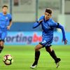 Florinel Coman a atras atenția ca atacant în perioada junioratului (foto: academiahagi.ro)