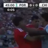 Rafa Leao, în timpul „ciocnirii” cu Ivan Roman la amicalul Portugalia - Chile 2-1. Fotografii: capturi TV