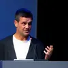 Cristi Chivu, prezentator la evenimentul Școlii Americane din Milano (FOTO: captură Instagram @americanschoolofmilan)