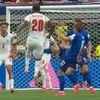 Penaltyul Angliei de 1-0: neatent, Modric a greșit și l-a lovit pe Madueke, venit din spate. Fotografii: capturi Antena play