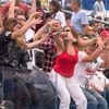 Și-a scăpat telefonul în timpul meciului Africa de Sud - Canada FOTO Antena 1