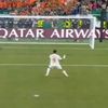 Verbruggen a blocat mingea lui Rahimi, apoi a lovit-o cu călcâiul și s-a dus în plasă. Gol Maroc, 1-1