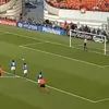 Penalty-ul ratat de Patrick Kluivert în semifinala EURO 2000. Foto: X/@falcions85