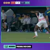 Momentul în care Balogun l-a atacat din spate direct pe gleznă pe Muharemovic, la SUA - Bosnia. Americanul a fost eliminat. Fotografii: capturi TV