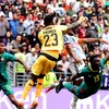 Fanii au înlocuit numele lui Mory Diaw cu cel al lui Florin Prunea pe tricoul portarului Senegalului, într-un fotomontaj devenit viral pe rețelele de socializare