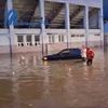 Zona stadionului Tineretului din Brașov s-a inundat joi seară. Foto: Facebook / Radio România Brașov
