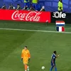 Kylian Mbappe a refuzat să dea mâna cu Orlando Gill la finalul meciului Parguay - Franța Foto captură X .jpeg