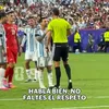 Messi s-a luat de arbitrul Joao Pinheiro, în Argentina - Elveția 3-1 (foto: X)