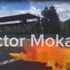 Steinmayr avea probleme cu motocicleta și a ridicat mâna pentru a le semnala, iar Rus a venit din spate și n-a mai putut evita impactul