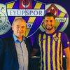 Horațiu Moldovan a semnat cu Eyupspor. Foto: Instagram/@eyupsporkulubu