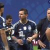Argentinienii au găsit sticla lui Pickford cu indicații pentru penalty-uri. Foto: captură X/@AtaqueFutbolero