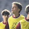 Andrei Șucu, fiul patronului Rapidului, la încălzire alături de jucătorii giuleșteni. Foto: Sport Pictures